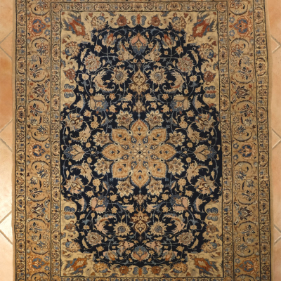 Tapis Nain Iran  vendu