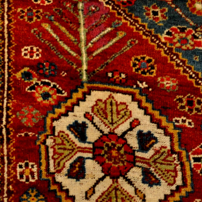 Restauration tapis ancien Avant / Apr